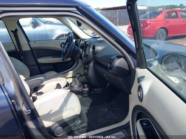 2013 MINI COUNTRYMAN WMWZC3C57DWP22427 Photo 4