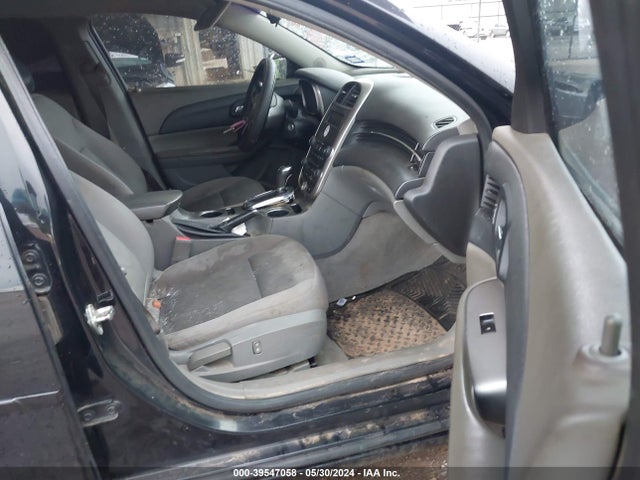 Chevrolet MALIBU LS 2015 1G11B5SL4FF285769 Image 5