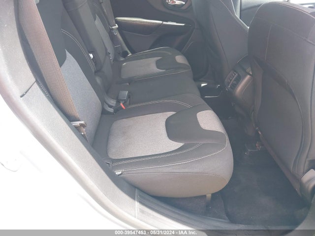 Jeep Cherokee Latitude 2014 1C4PJLCB1EW225722 Image 8