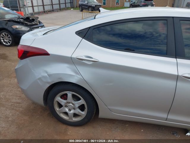 5NPDH4AEXFH638294 Hyundai ELANTRA SE