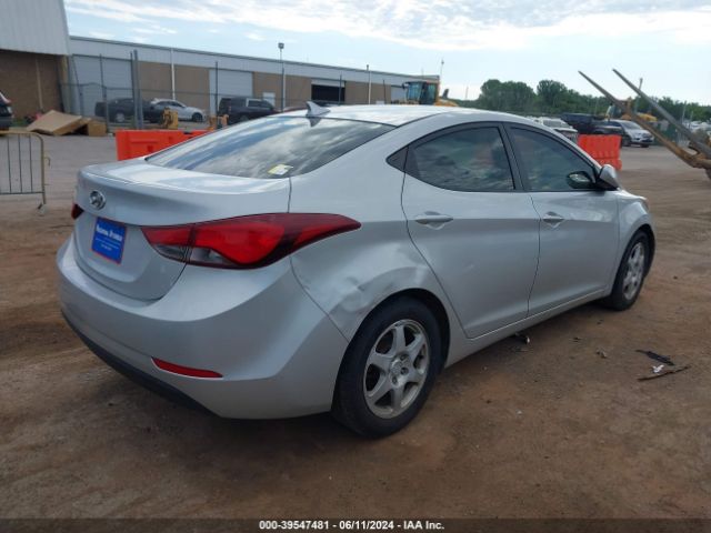 5NPDH4AEXFH638294 Hyundai ELANTRA SE