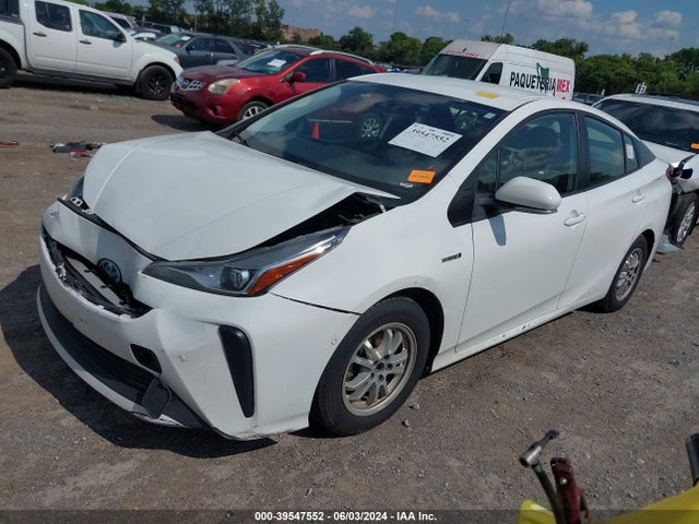 Toyota Prius Le 2021 JTDKAMFU7M3140817 Image 2