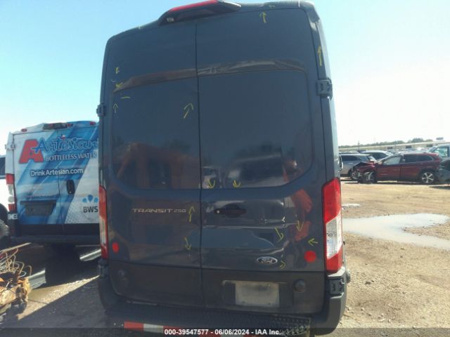 1FTBR3X8XLKA55639 Ford Transit-250 Cargo Van