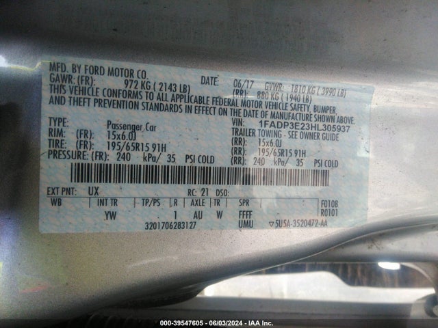 Ford FOCUS S 2017 1FADP3E23HL305937 Image 9