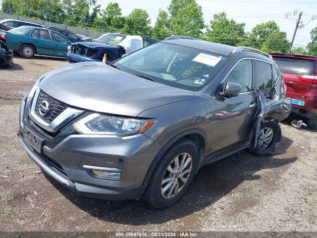 Nissan ROGUE SV 2017 JN8AT2MV9HW258866 Image 2
