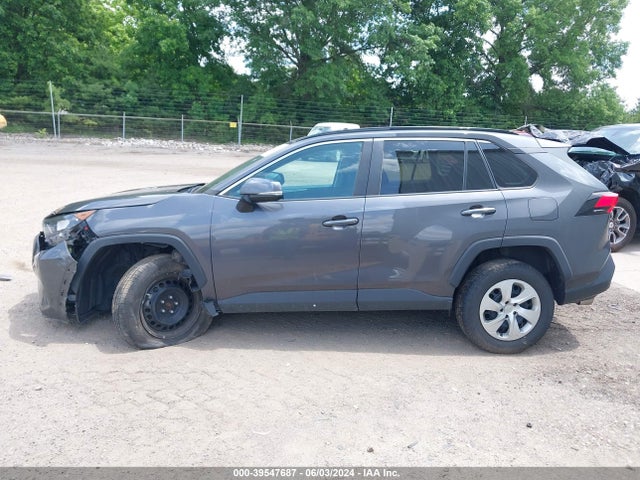 Toyota RAV4 LE 2019 2T3G1RFV2KW065823 Image 14