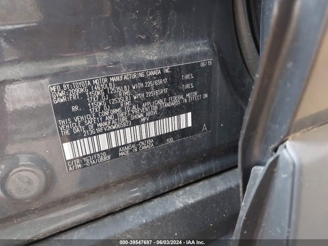 Toyota RAV4 LE 2019 2T3G1RFV2KW065823 Image 9