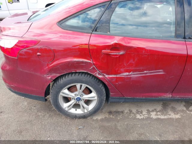 1FADP3F2XEL344101 Ford FOCUS SE