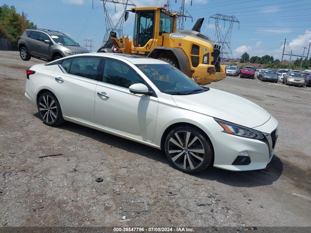 2019 1N4BL4FV1KC186679 main image
