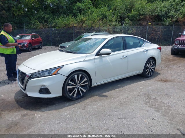 Nissan Altima 2.5 Platinum 2019 1N4BL4FV1KC186679 Image 2