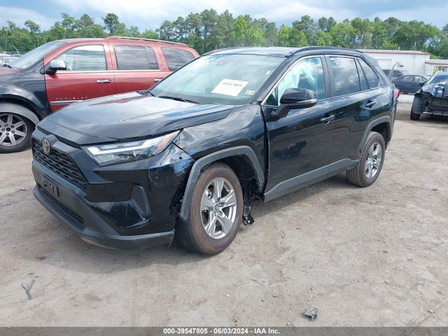 Toyota Rav4 Xle 2024 2T3W1RFV1RC272193 Image 2