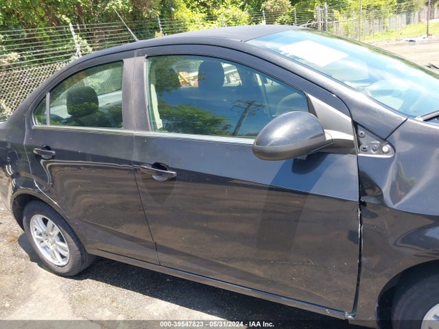 Chevrolet Sonic Lt Auto 2014 1G1JC5SH9E4229443 Image 13