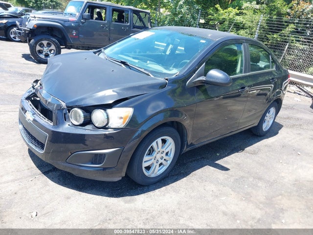 Chevrolet Sonic Lt Auto 2014 1G1JC5SH9E4229443 Image 2