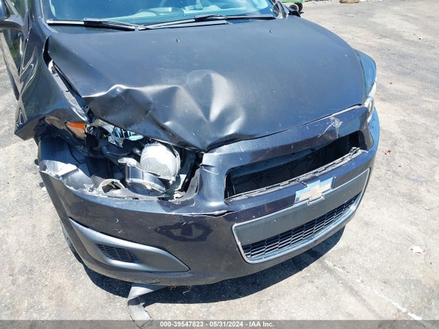 Chevrolet Sonic Lt Auto 2014 1G1JC5SH9E4229443 Image 6
