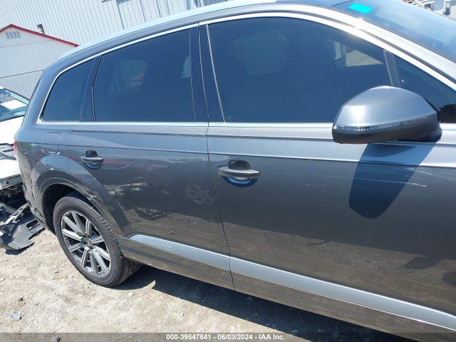 WA1LHAF78KD022950 Audi Q7 45 Premium/45 Se Premium