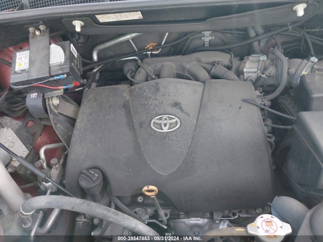 Toyota Sienna Le 8 Passenger 2018 5TDKZ3DC4JS958934 Image 10