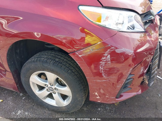 Toyota Sienna Le 8 Passenger 2018 5TDKZ3DC4JS958934 Image 21