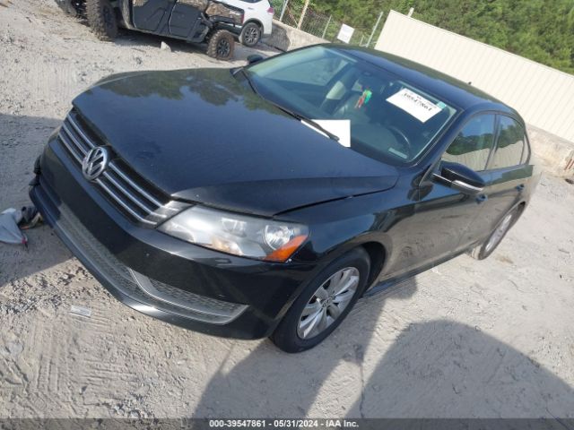 1VWAS7A34FC017694 Volkswagen Passat 1.8t Wolfsburg Edition