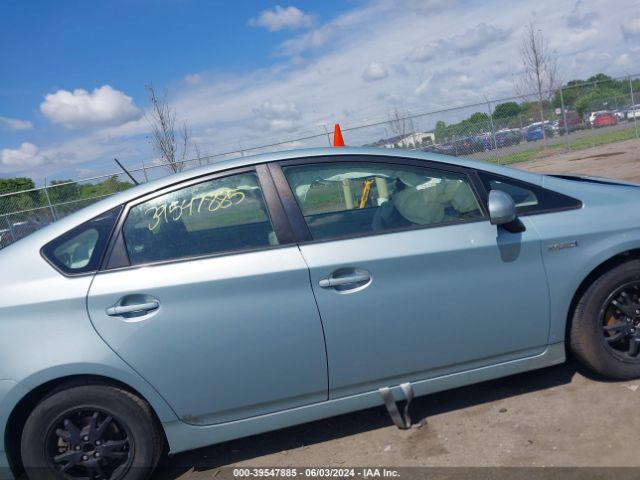 JTDKN3DUXF1904773 Toyota Prius Four