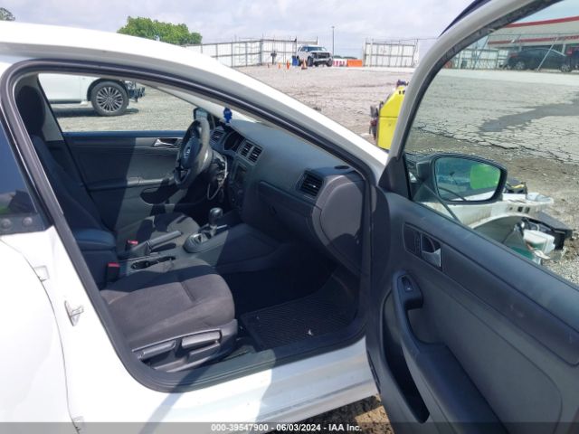 3VW267AJXGM212867 Volkswagen Jetta 1.4t S