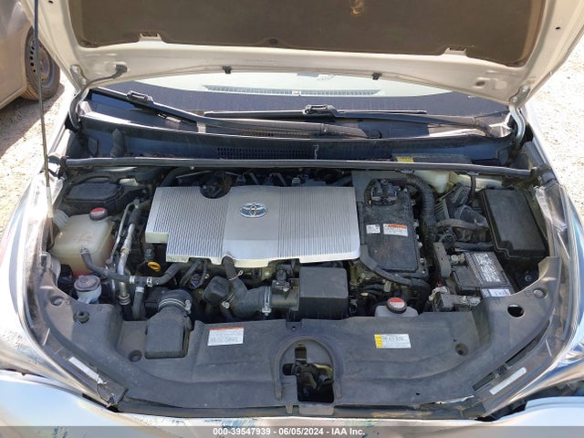 Toyota Prius Two 2016 JTDKBRFU1G3006383 Image 10