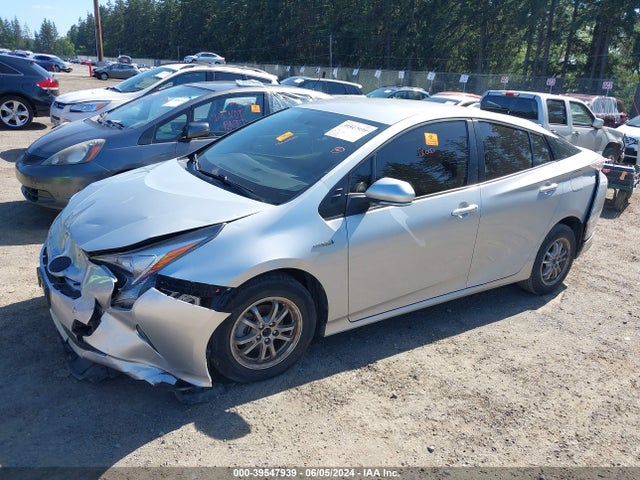 Toyota Prius Two 2016 JTDKBRFU1G3006383 Image 2