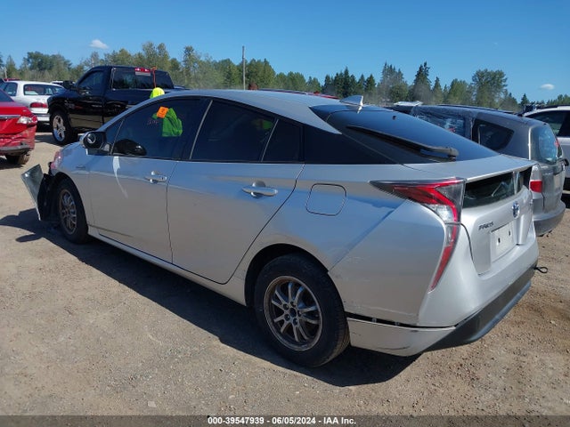 Toyota Prius Two 2016 JTDKBRFU1G3006383 Image 3