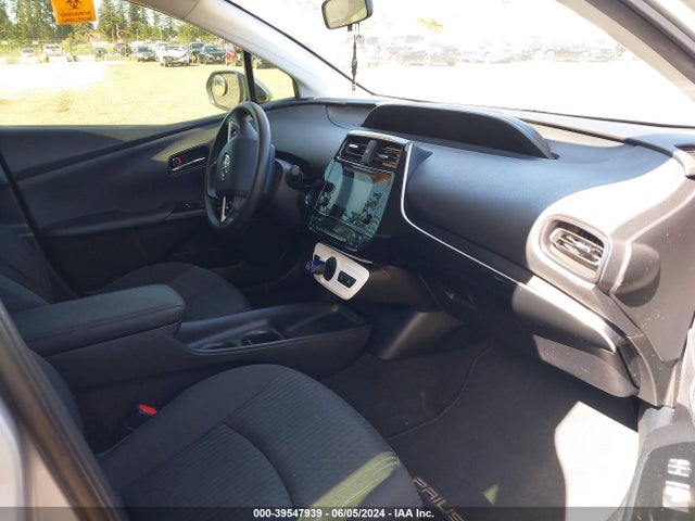 Toyota Prius Two 2016 JTDKBRFU1G3006383 Image 5