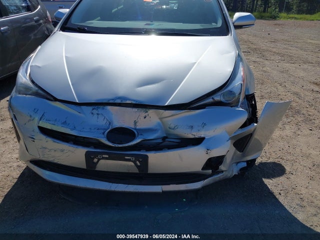Toyota Prius Two 2016 JTDKBRFU1G3006383 Image 6