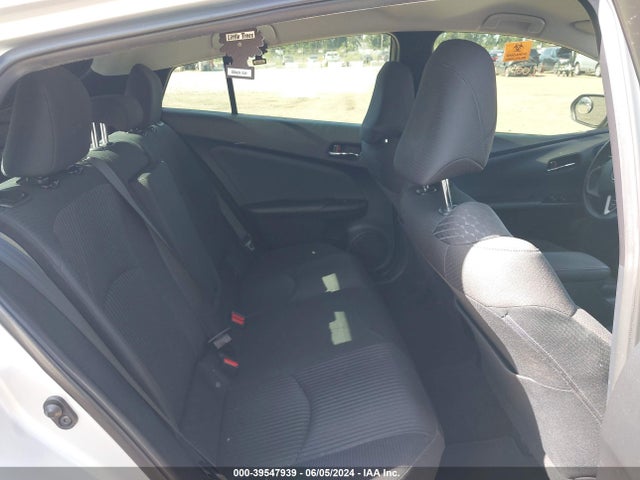 Toyota Prius Two 2016 JTDKBRFU1G3006383 Image 8