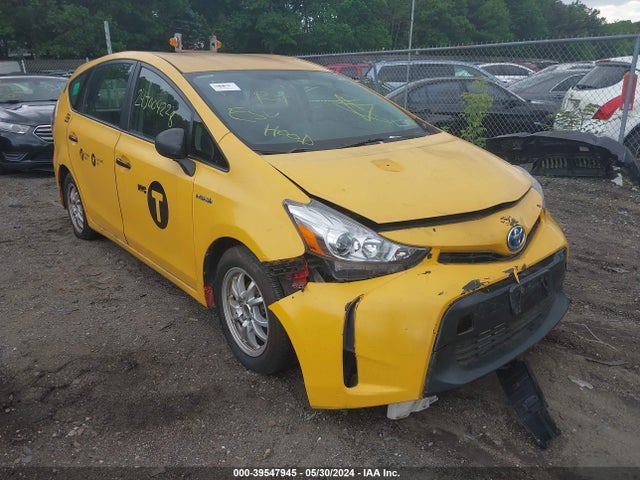 Toyota Prius V Three 2015 JTDZN3EU5FJ021435 Image 6