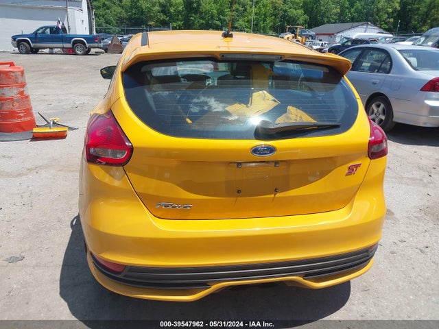 Ford FOCUS ST 2016 1FADP3L93GL357230 Image 17