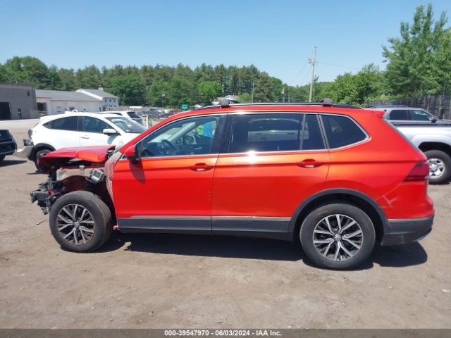3VV2B7AX6JM197473 Volkswagen Tiguan 2.0t Se/2.0t Sel