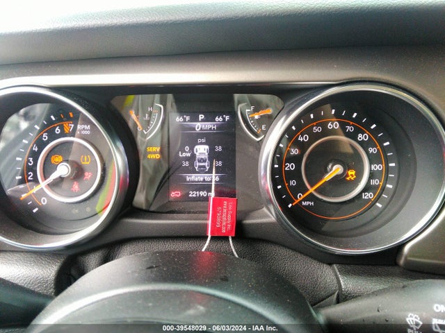 1C4HJXDG8LW144400 Jeep Wrangler Unlimited Sport S 4x4