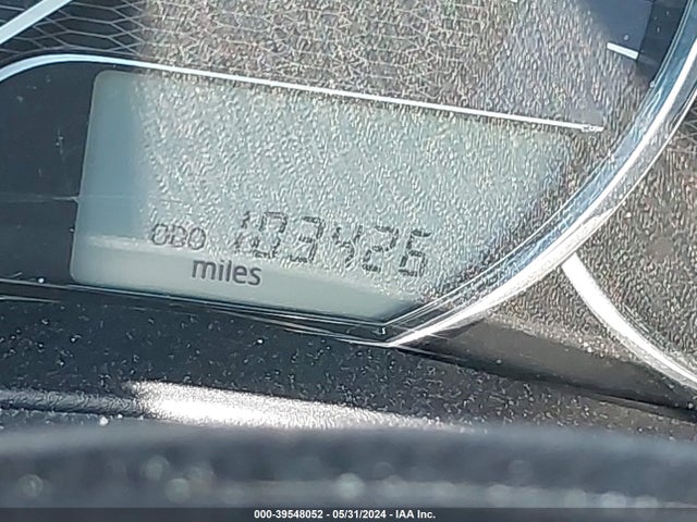 Toyota COROLLA LE 2016 5YFBURHE9GP391215 Image 14