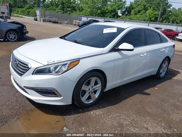 Hyundai SONATA SE 2015 5NPE24AF5FH203164 Image 2