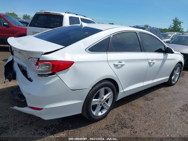 Hyundai SONATA SE 2015 5NPE24AF5FH203164 Image 4
