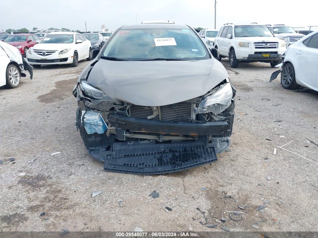 Toyota COROLLA SE 2018 5YFBURHE3JP763980 Image 6