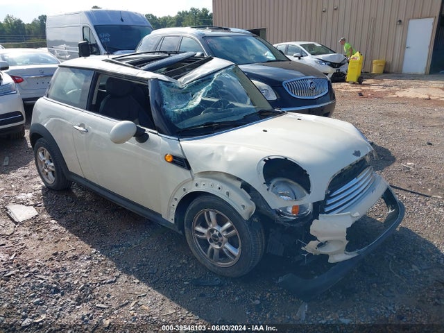 2012 MINI COOPER WMWSU3C59CT257325 Photo 0