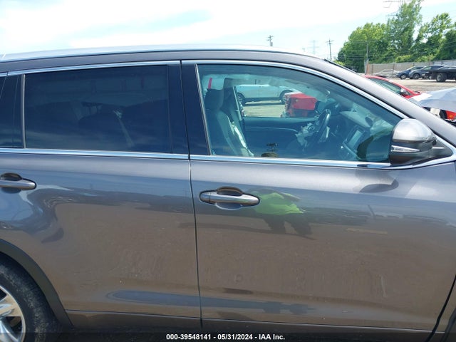 Toyota Highlander Limited 2019 5TDDZRFH3KS977514 Image 13