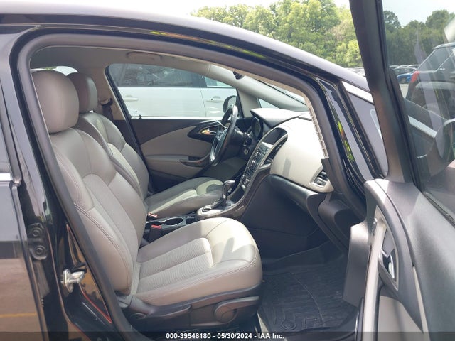 1G4PR5SK2E4117140 Buick Verano Convenience Group