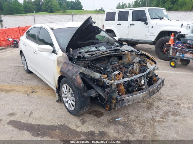 Nissan Altima 2.5 S 2015 1N4AL3AP0FN328691 Image 15