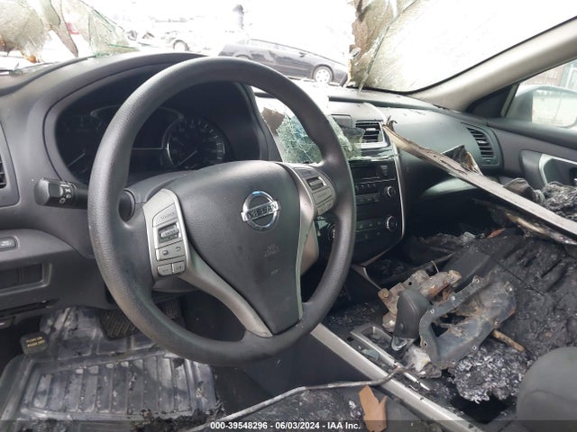 Nissan Altima 2.5 S 2015 1N4AL3AP0FN328691 Image 17