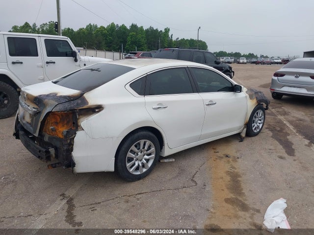 Nissan Altima 2.5 S 2015 1N4AL3AP0FN328691 Image 4