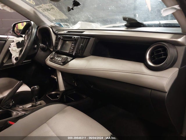 Toyota Rav4 Xle 2017 2T3RFREV2HW684491 Image 5