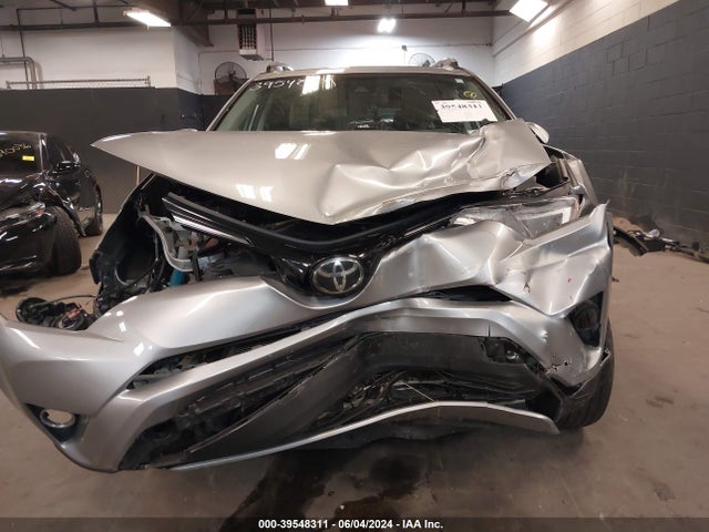 Toyota Rav4 Xle 2017 2T3RFREV2HW684491 Image 6