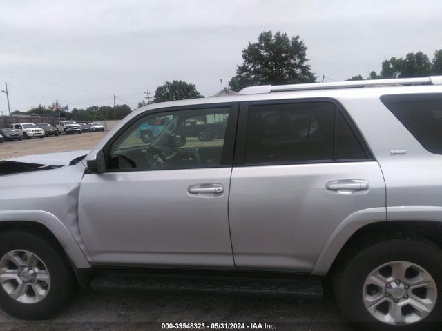 Toyota 4RUNNER SR5 2015 JTEBU5JR6F5204753 Image 14