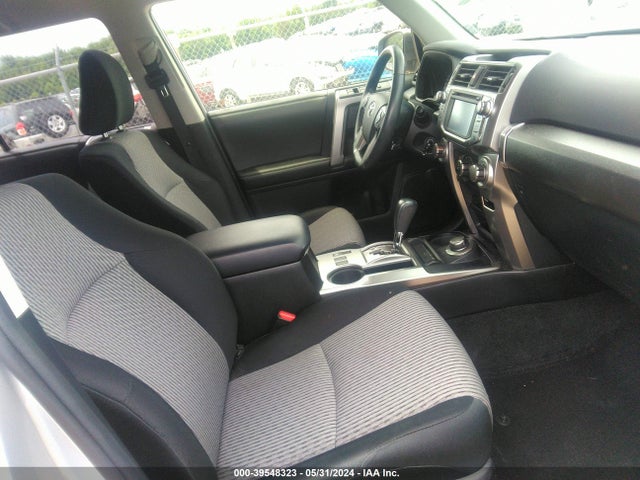 Toyota 4RUNNER SR5 2015 JTEBU5JR6F5204753 Image 5