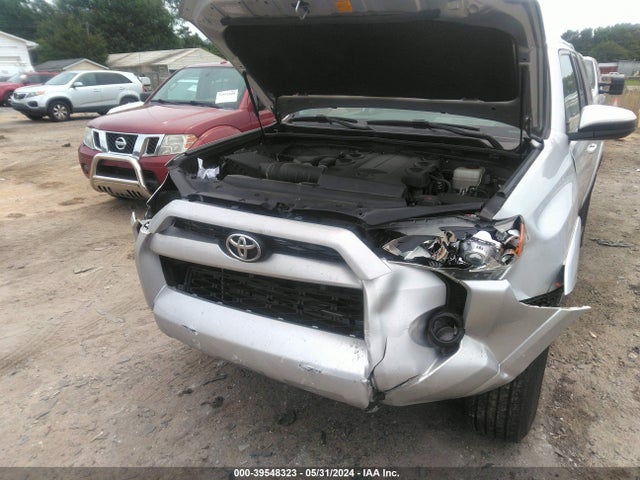 Toyota 4RUNNER SR5 2015 JTEBU5JR6F5204753 Image 6
