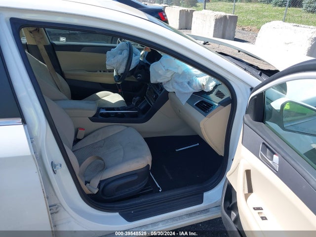 Hyundai SONATA SE 2017 5NPE24AF5HH547838 Image 5
